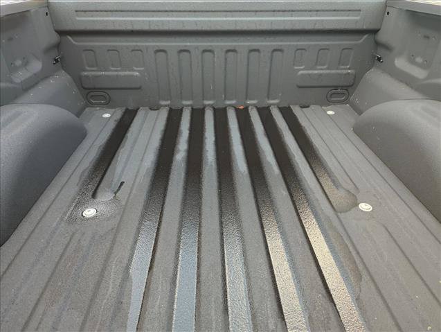 Used 2022 Ford F150 XLT w/ Equipment Group 302A High RWD image 5