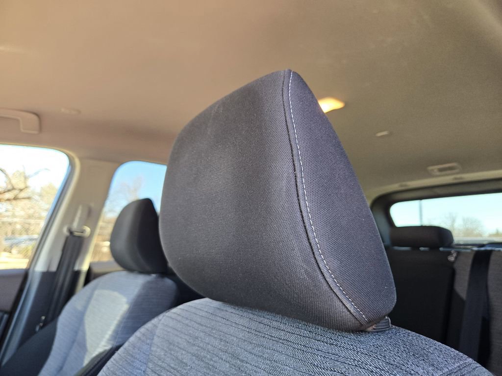 Used 2022 Nissan Rogue SV image 15