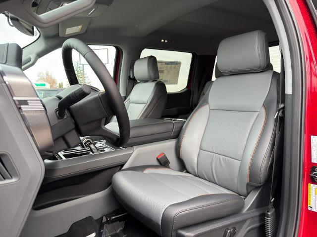 New 2025 Ford F150 Lariat w/ Equipment Group 501A Mid image 14