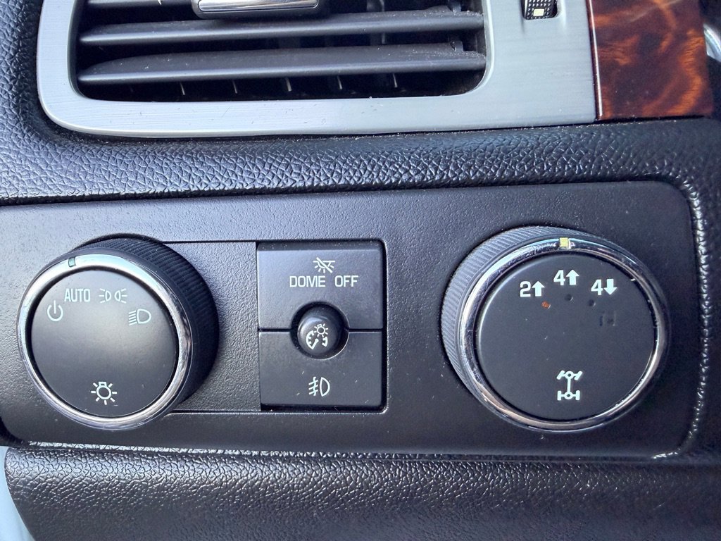 Used 2013 GMC Sierra 3500 Denali image 10