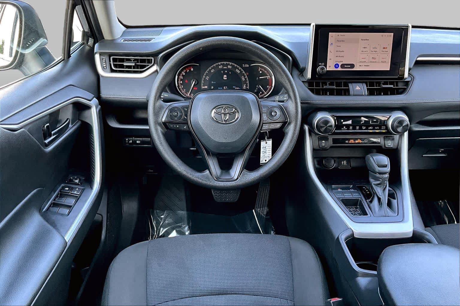 Used 2025 Toyota RAV4 LE FWD image 6