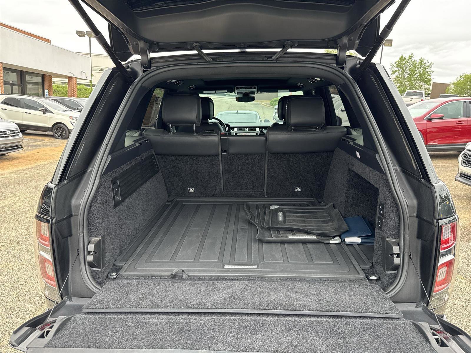 Used 2019 Land Rover Range Rover Supercharged AWD/4WD image 23