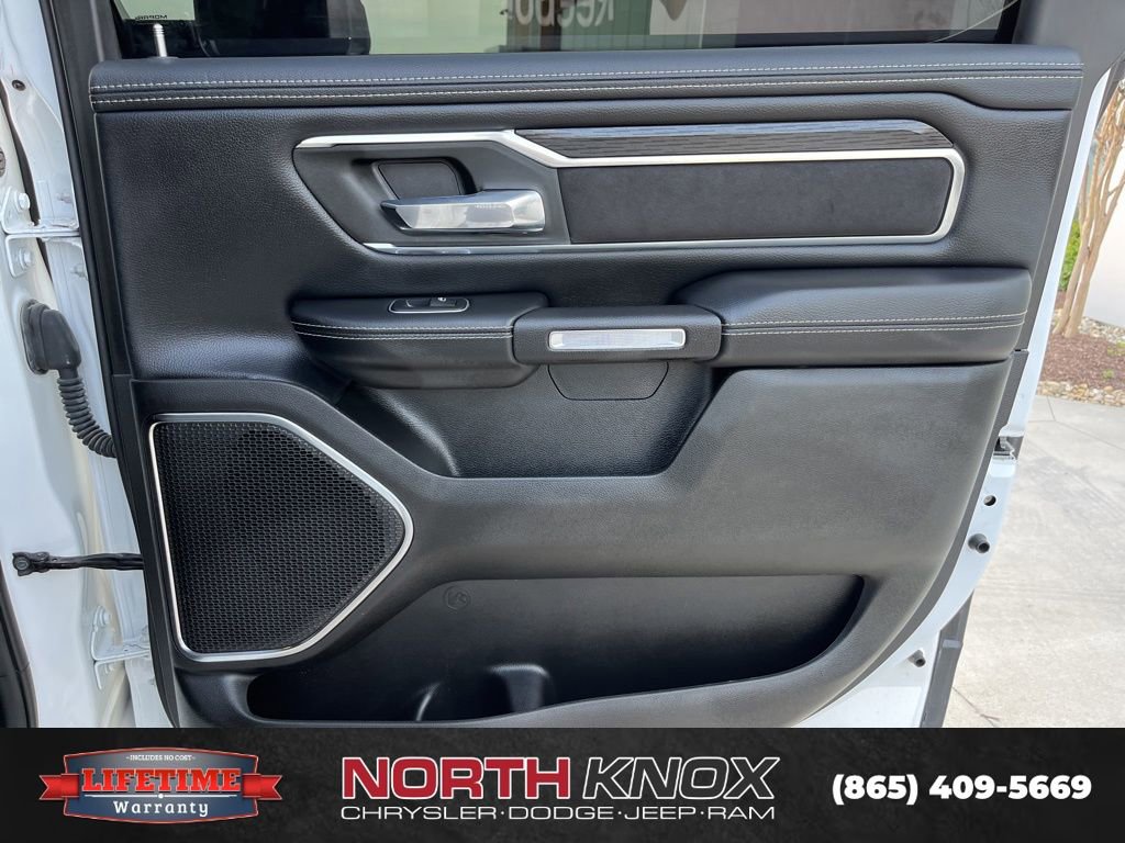 Used 2024 RAM 1500 Laramie AWD/4WD image 24