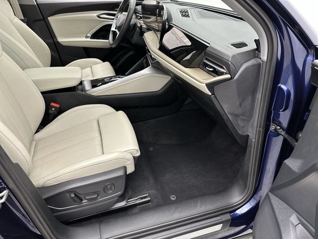 Used 2025 Audi Q5 Premium w/ Premium Plus AWD/4WD image 25