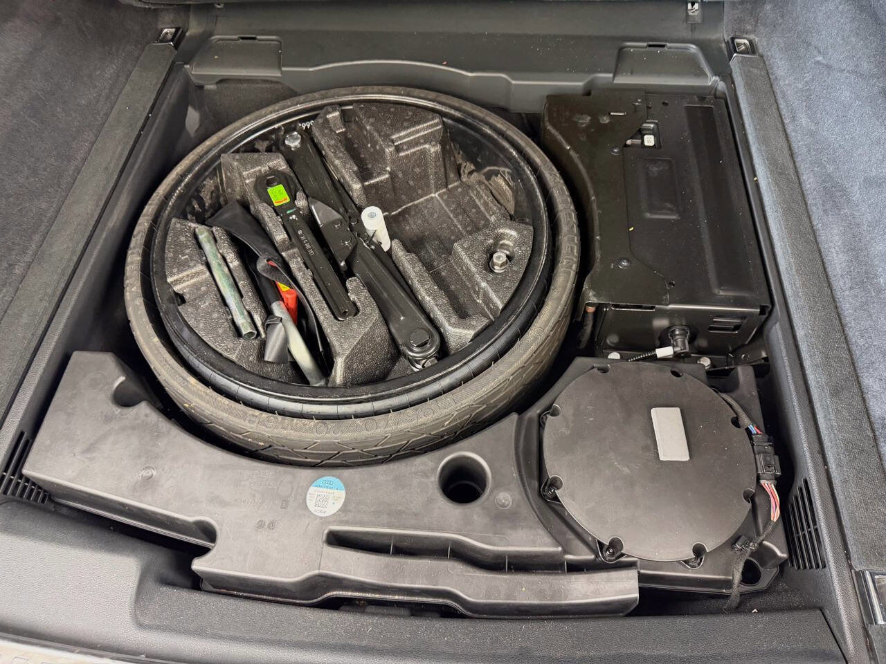 Used 2019 Audi Q8 Premium Plus w/ Premium Plus image 69