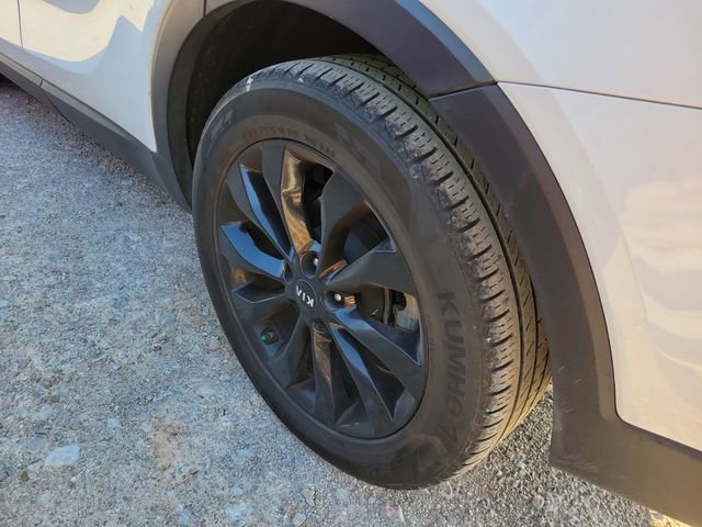 Used 2020 Kia Sorento EX image 10