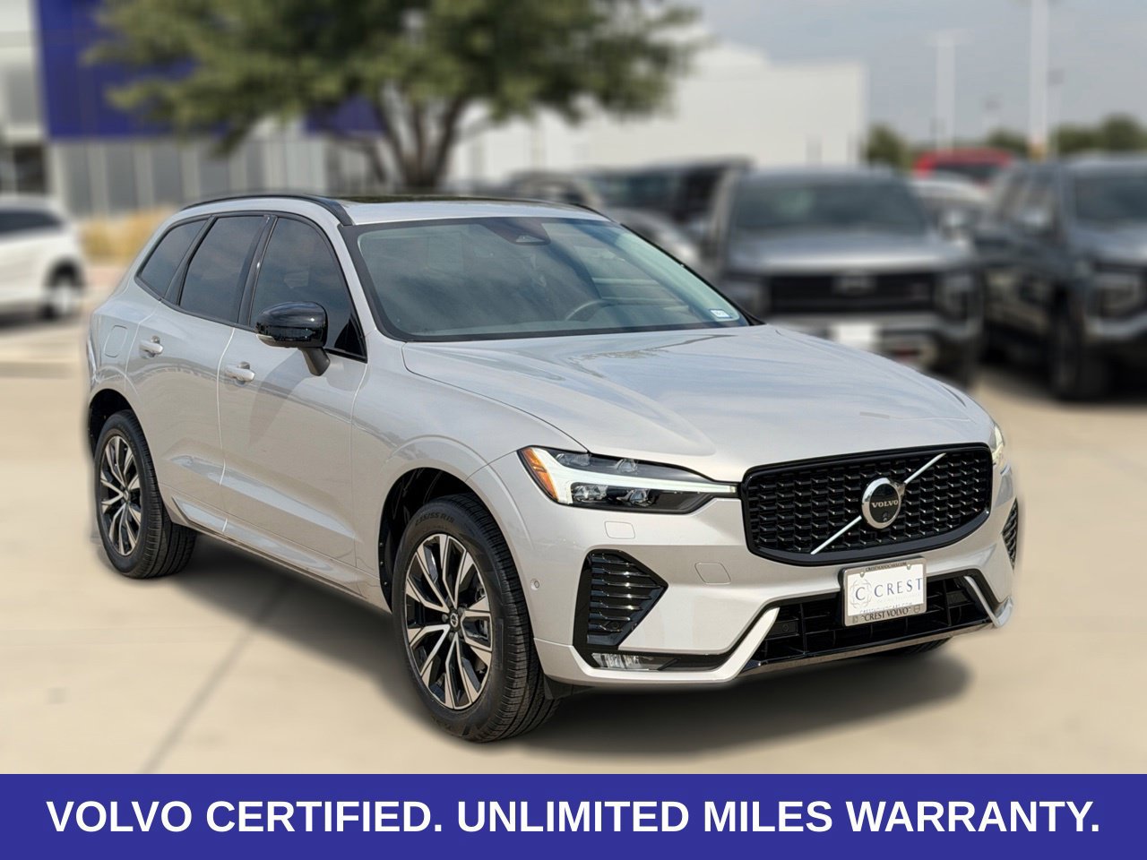 Certified 2025 Volvo XC60 B5 Plus AWD/4WD image 6