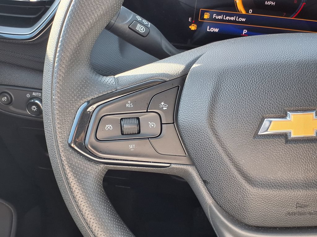 Used 2025 Chevrolet TrailBlazer LT FWD image 30