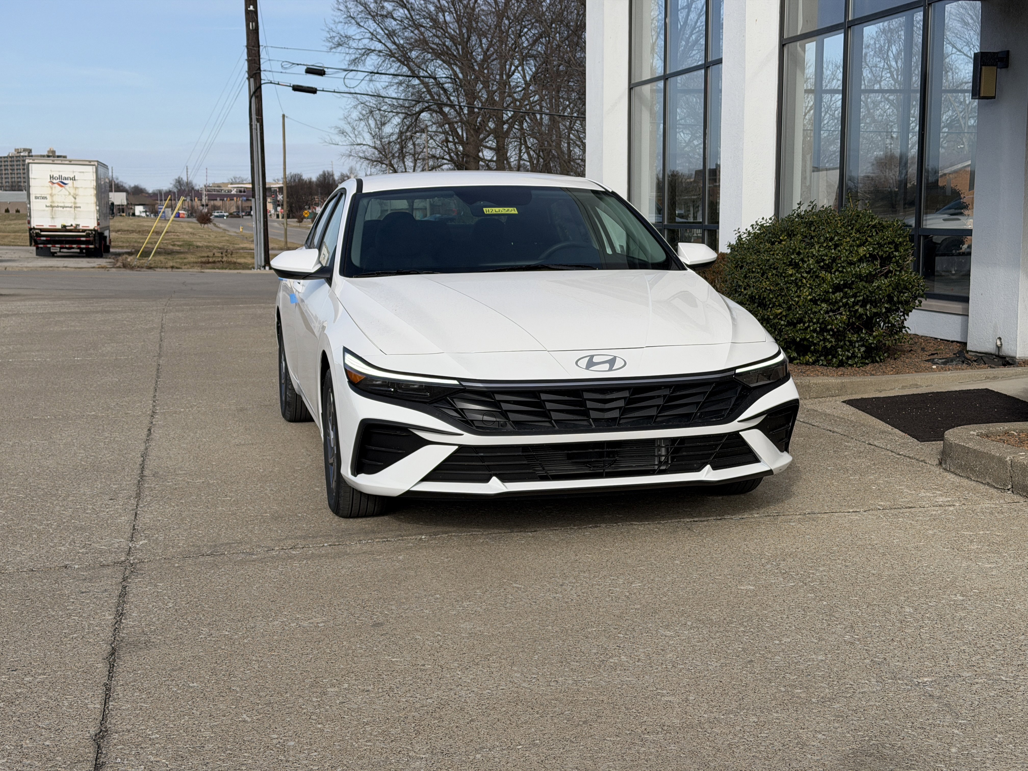 New 2026 Hyundai Elantra Hybrid FWD image 14