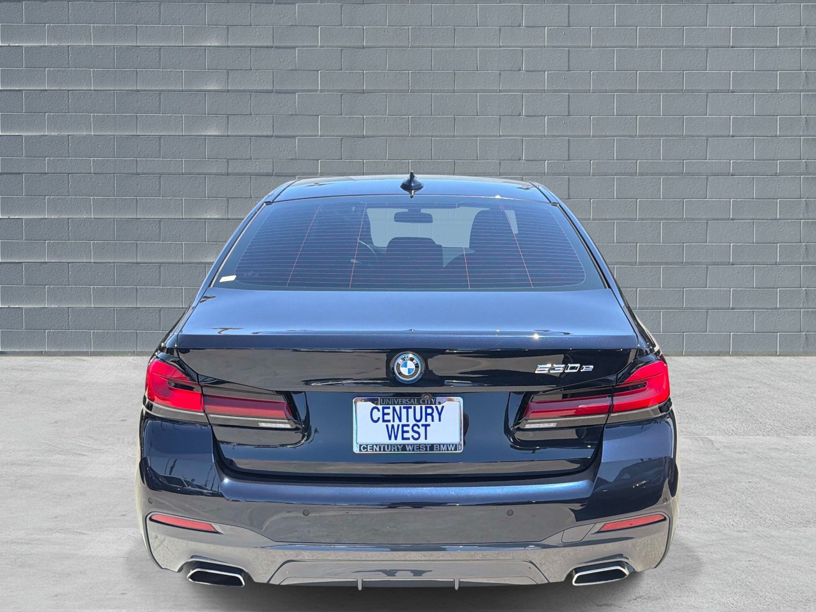 Used 2023 BMW 530e RWD image 4