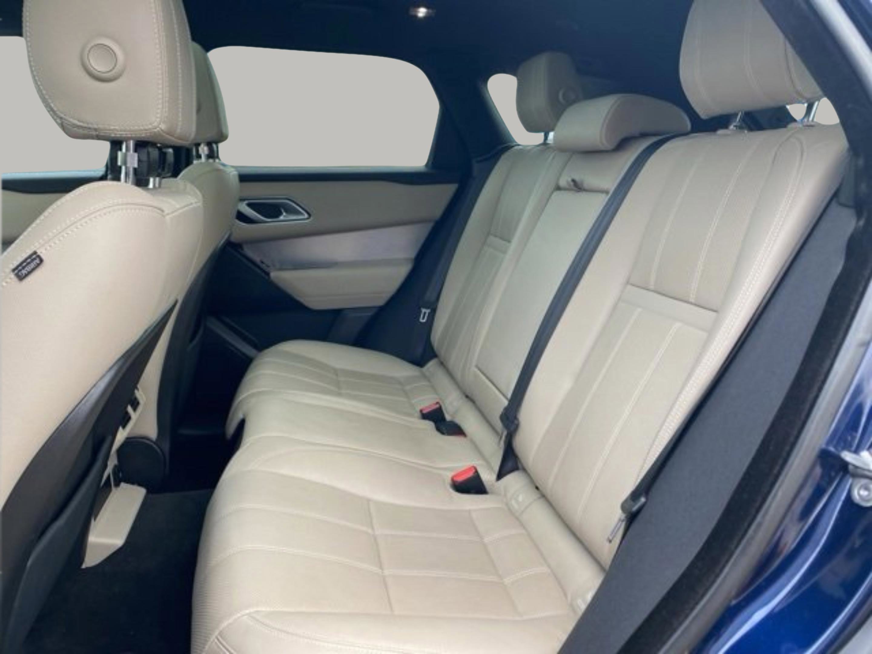 Used 2021 Land Rover Range Rover Velar R-Dynamic S image 29