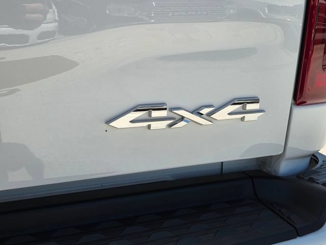 Certified 2025 RAM 2500 Laramie w/ Sport Appearance Package AWD/4WD image 11