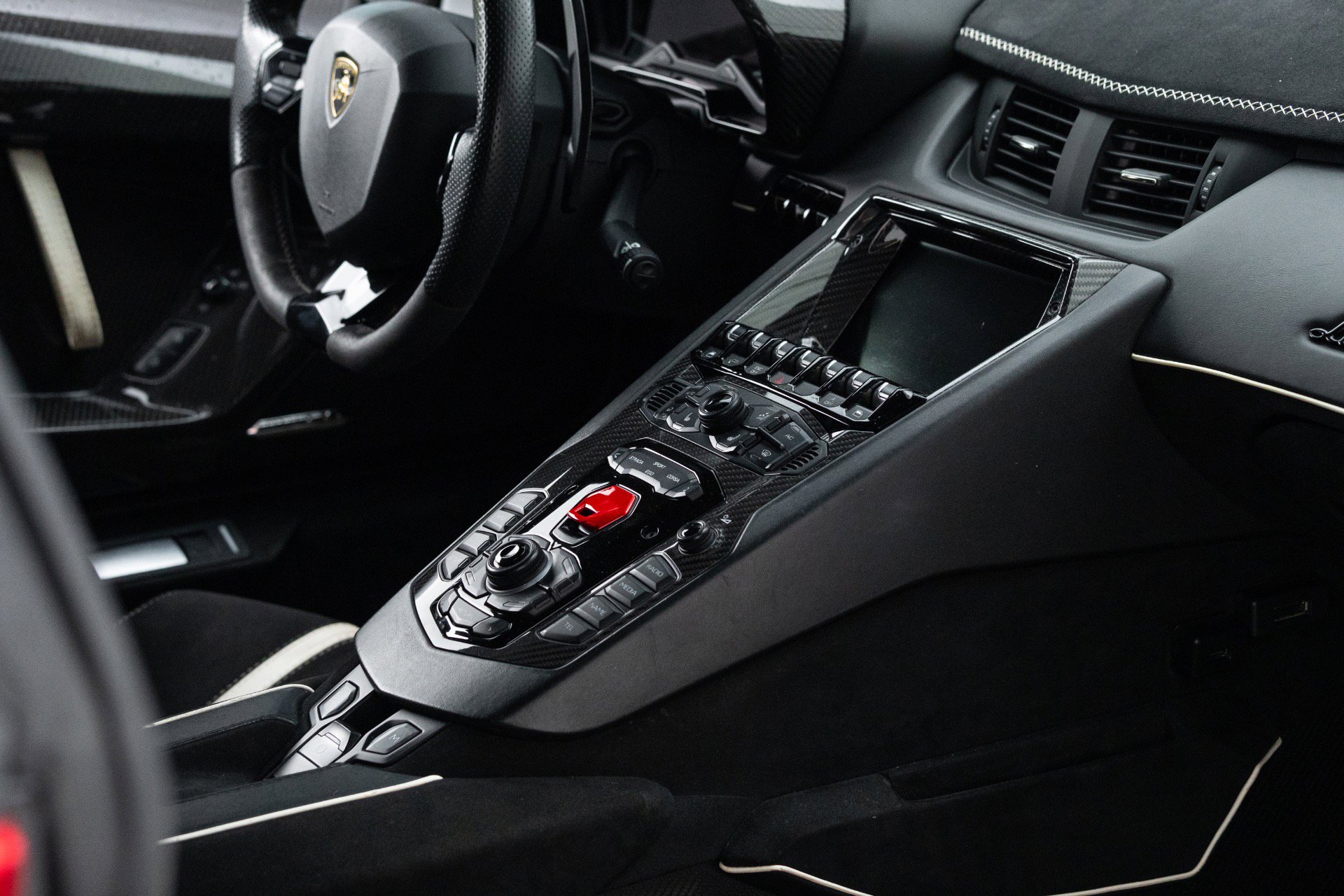 Used 2021 Lamborghini Aventador SVJ AWD/4WD image 62