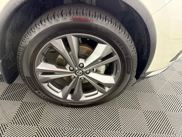 Used 2021 Nissan Murano Platinum w/ Cargo Package FWD image 26