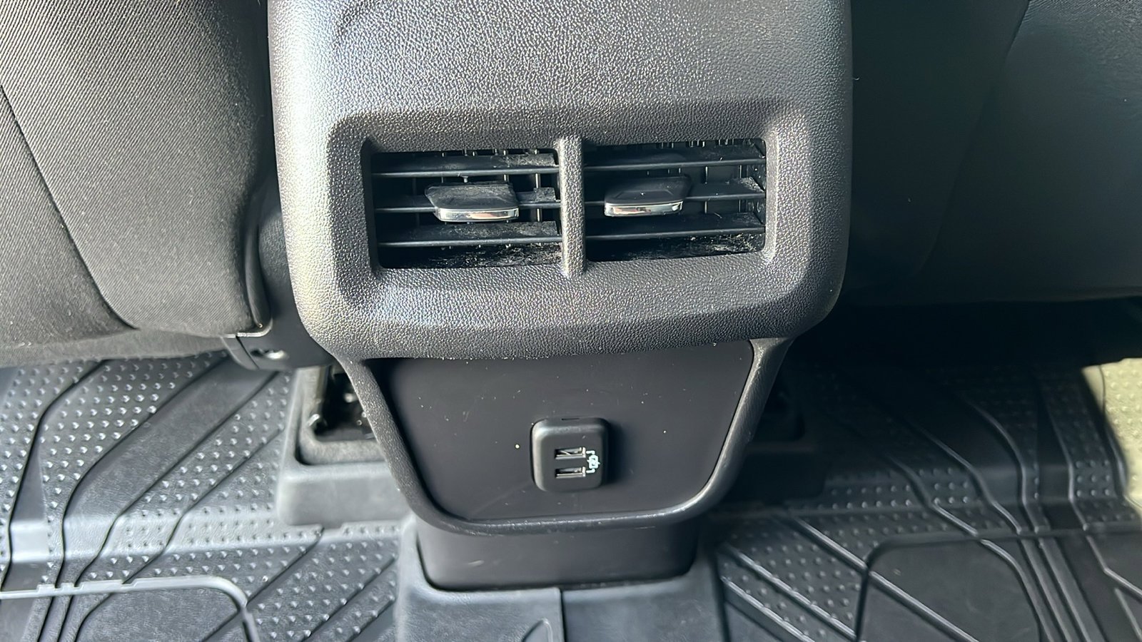 Certified 2024 Chevrolet Equinox LS w/ LS Convenience Package AWD/4WD image 14