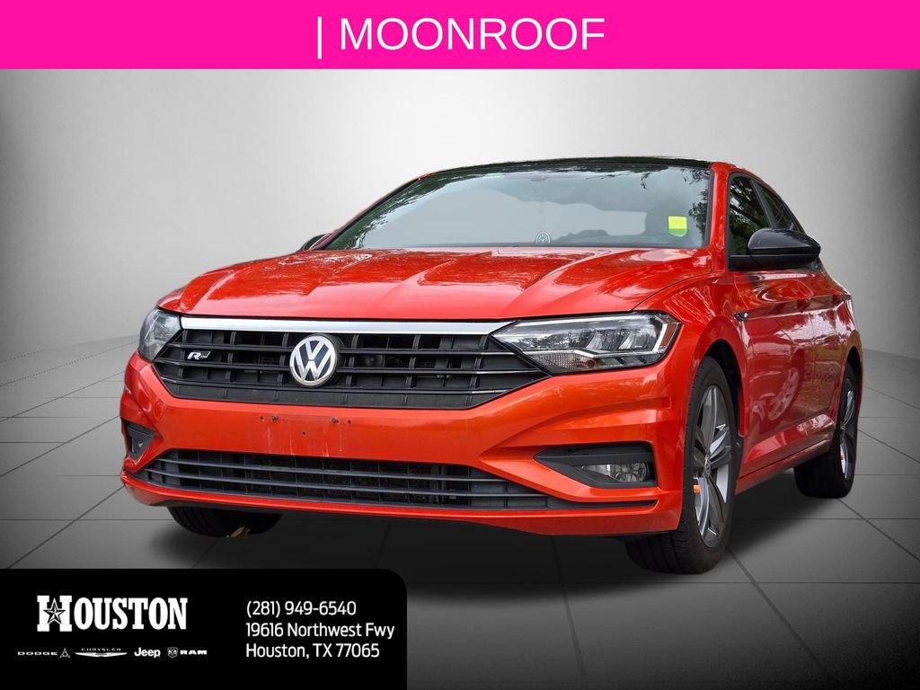 Used 2020 Volkswagen Jetta R-Line w/ R-Line Cold Weather Package FWD image 4