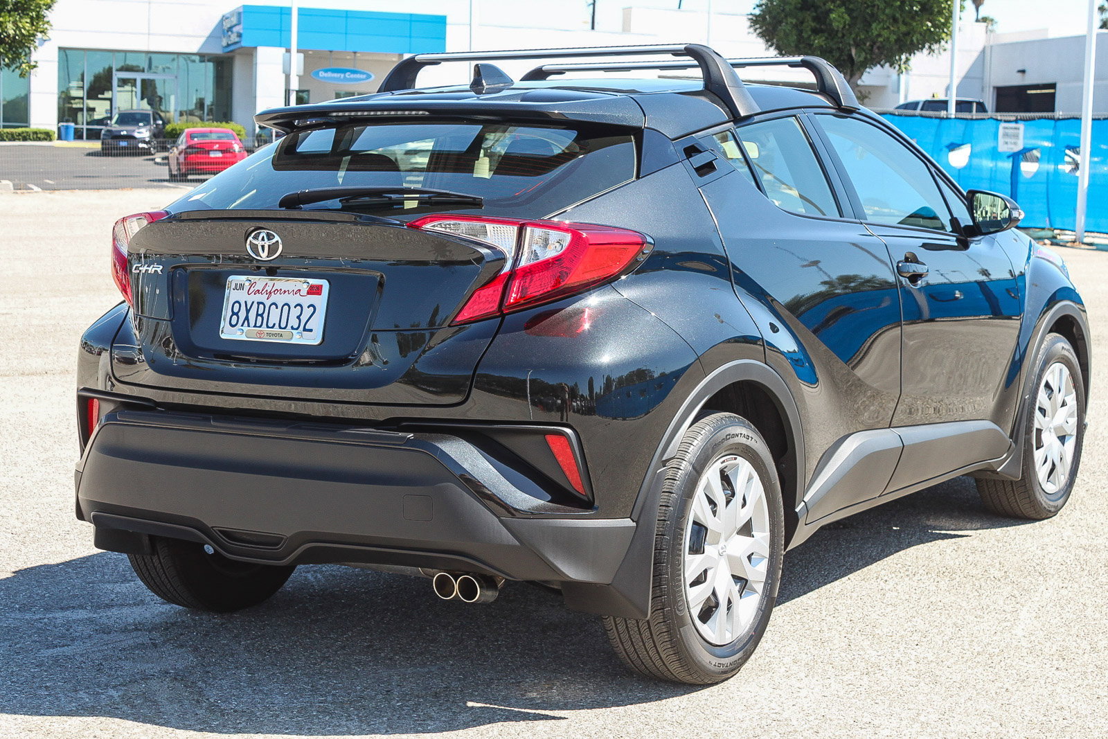 Used 2021 Toyota C-HR LE image 9