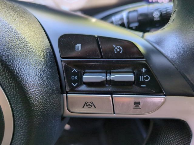 Used 2023 Hyundai Elantra SEL w/ Convenience Package image 25