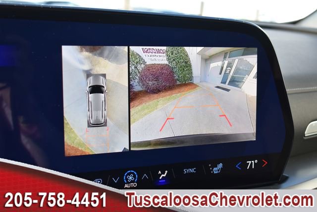 Used 2025 Chevrolet Traverse LT w/ Driver Confidence Package image 37