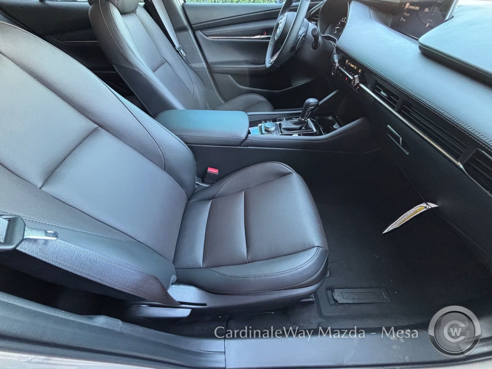 New 2025 MAZDA MAZDA3 2.5 Turbo Sedan w/Premium Plus image 11