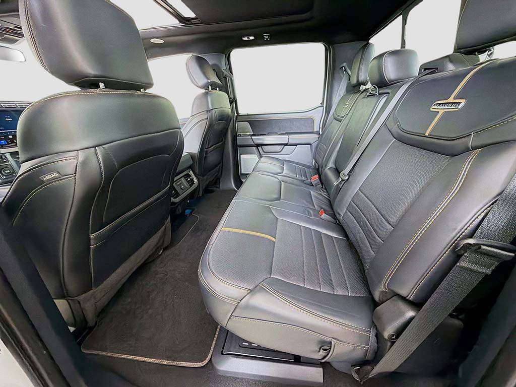 Used 2024 Ford F350 Platinum image 27