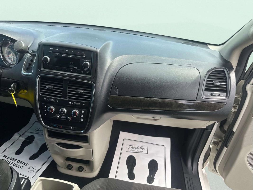 Used 2013 Dodge Grand Caravan SE FWD image 10