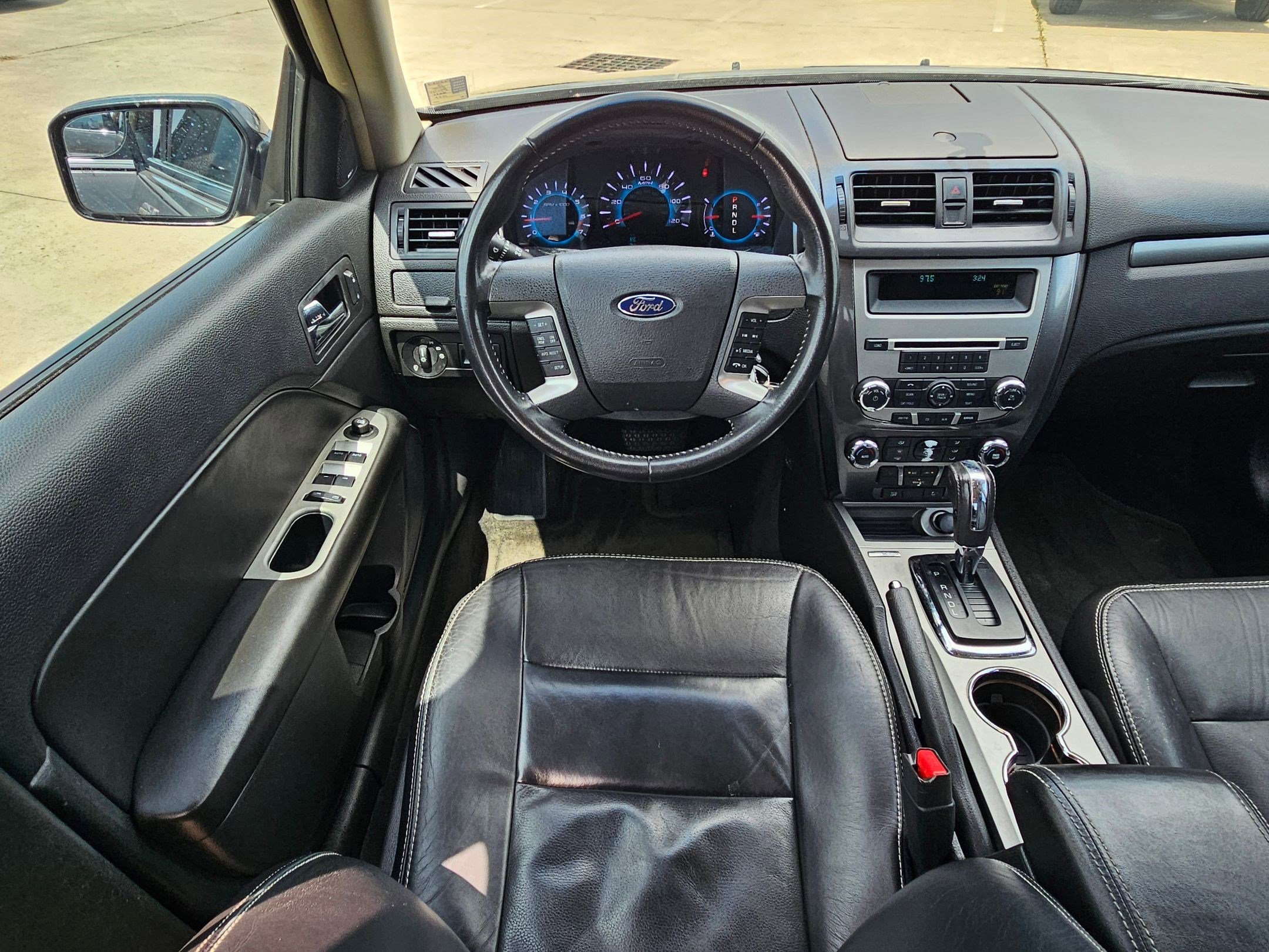 Used 2012 Ford Fusion SEL FWD image 25