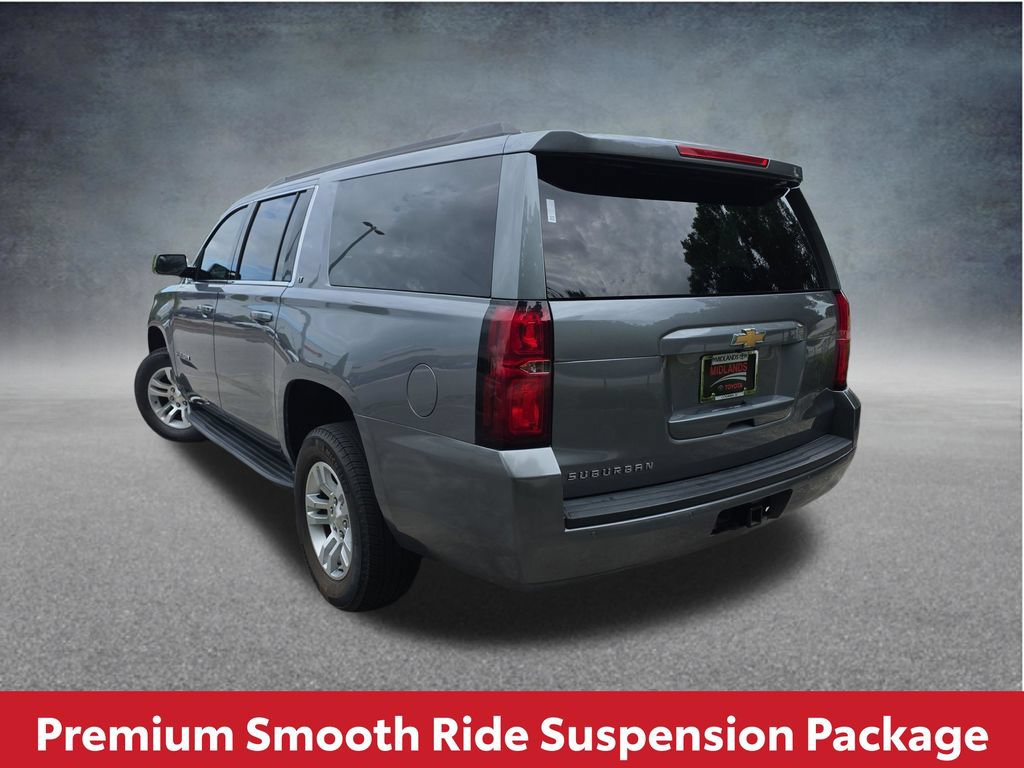 Used 2019 Chevrolet Suburban LT RWD image 6
