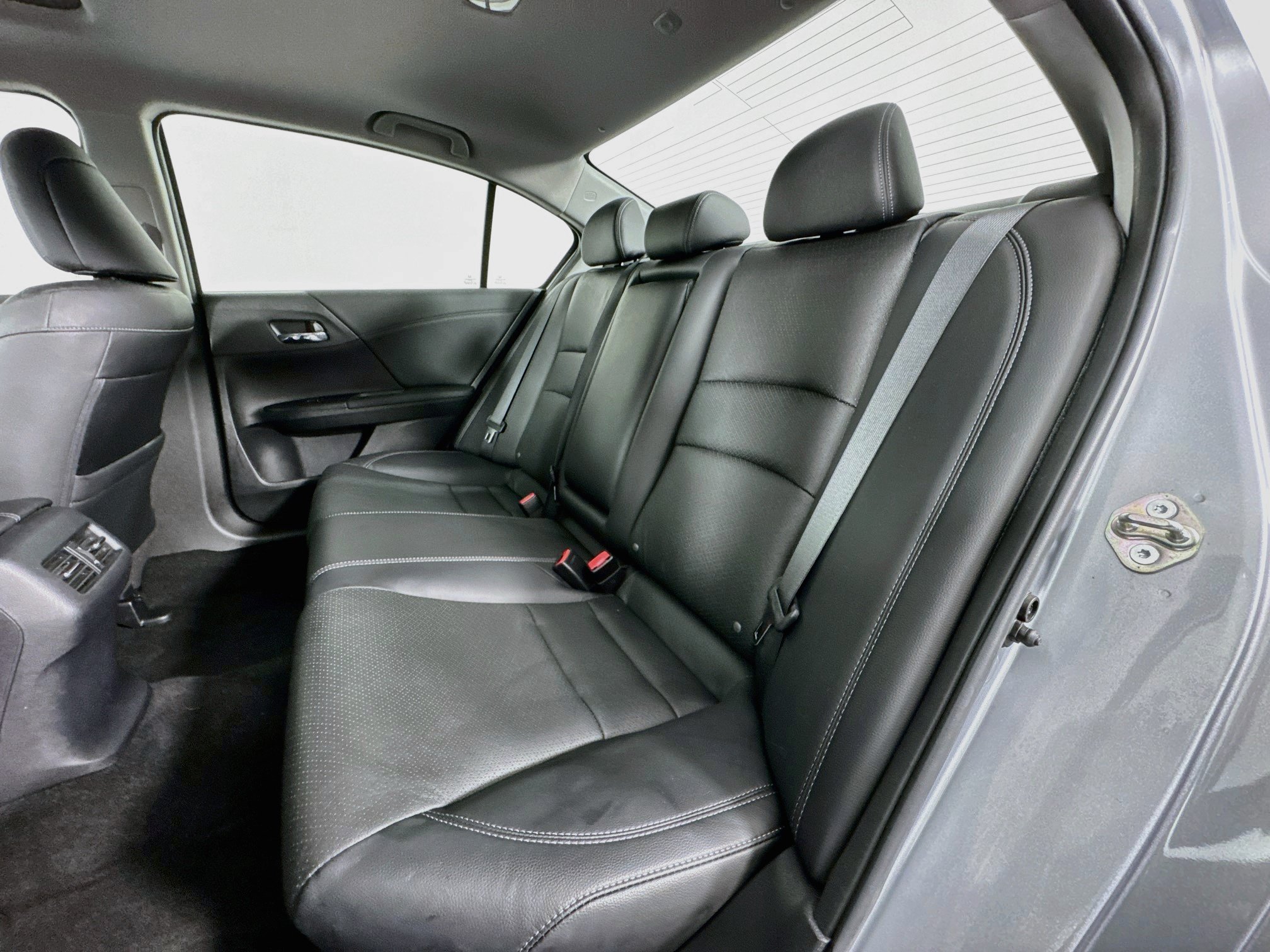 Certified 2017 Honda Accord EX-L image 24