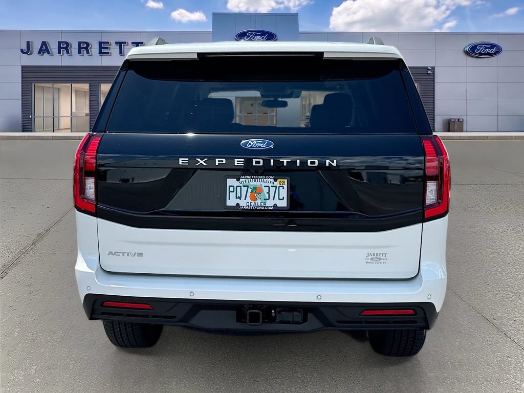 New 2026 Ford Expedition Active RWD image 6