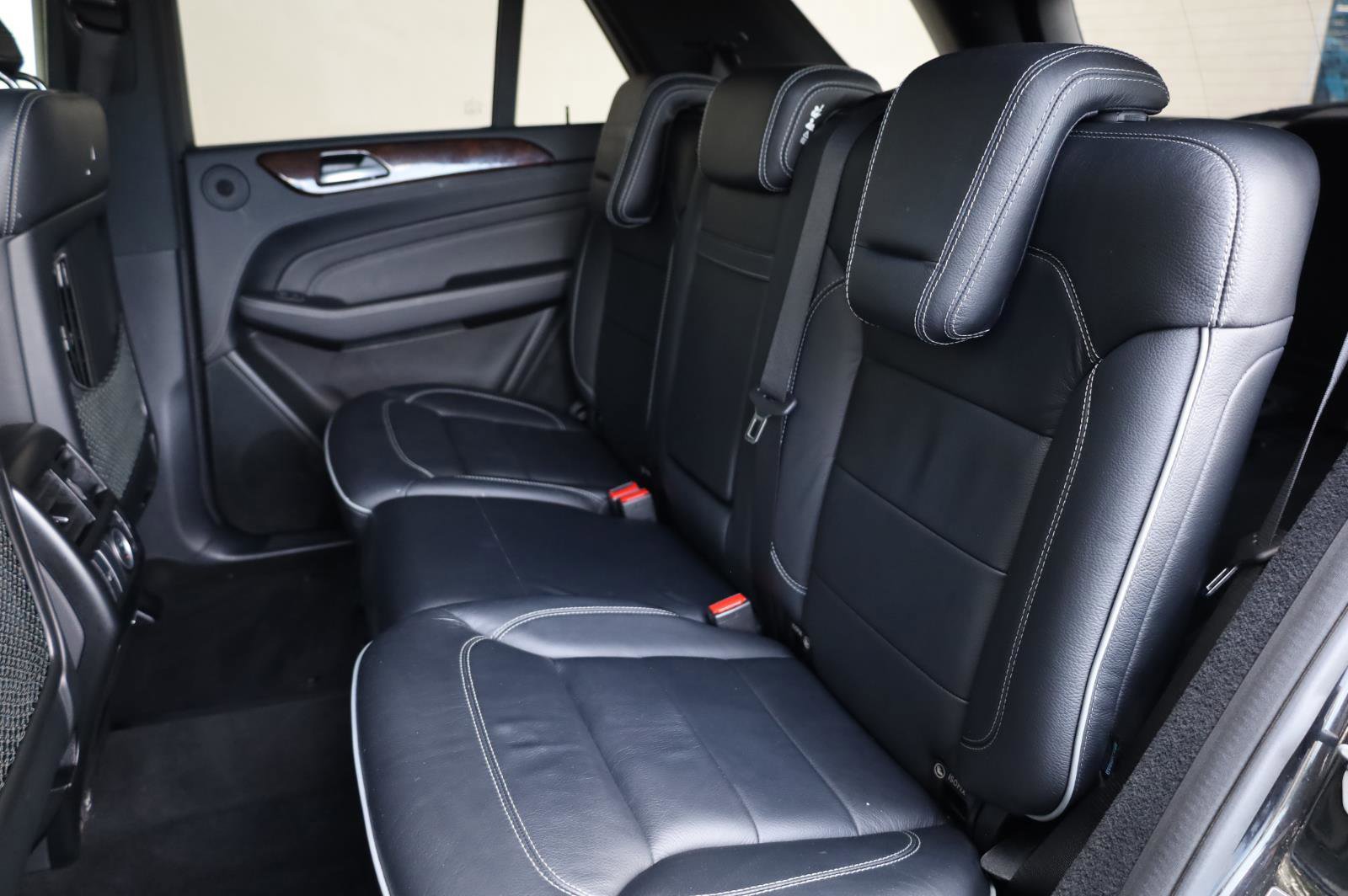 Used 2013 Mercedes-Benz ML 550 4MATIC image 19