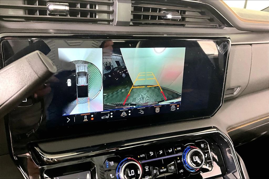 Certified 2025 GMC Sierra 2500 AT4 w/ AT4 Premium Plus Package image 15