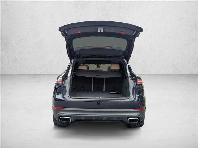 Used 2021 Porsche Cayenne AWD/4WD image 7