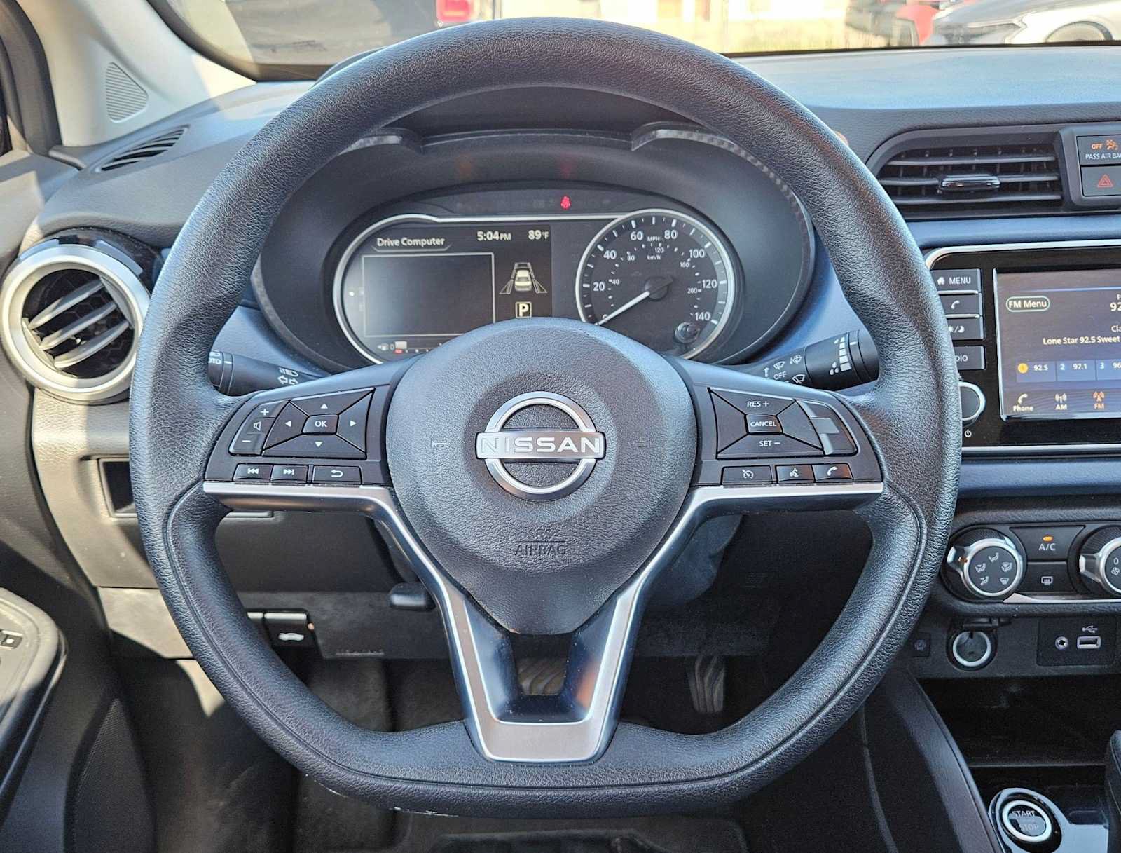Used 2025 Nissan Versa SV FWD image 21
