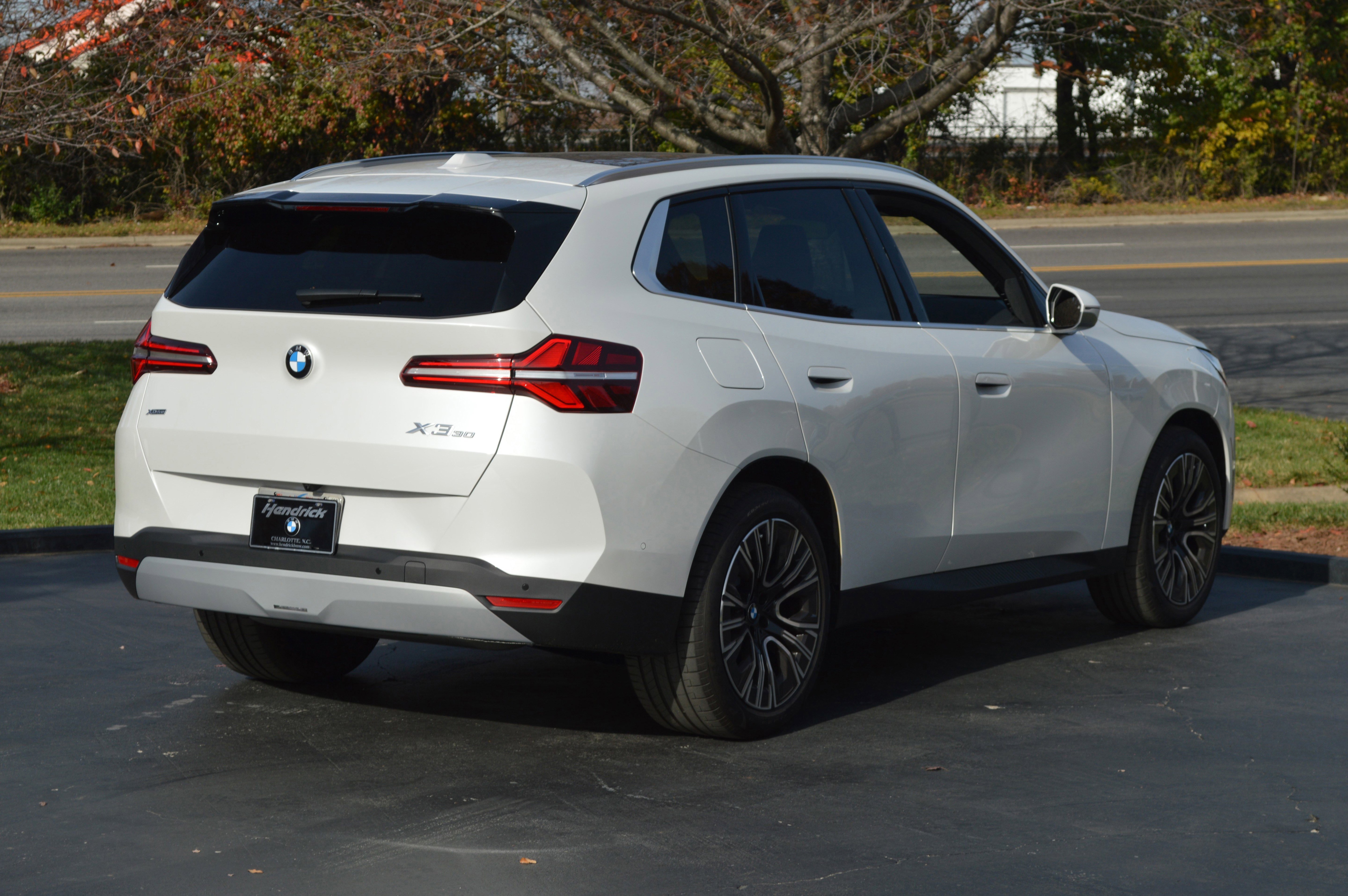 Used 2026 BMW X3 xDrive30 w/ Convenience Package image 11