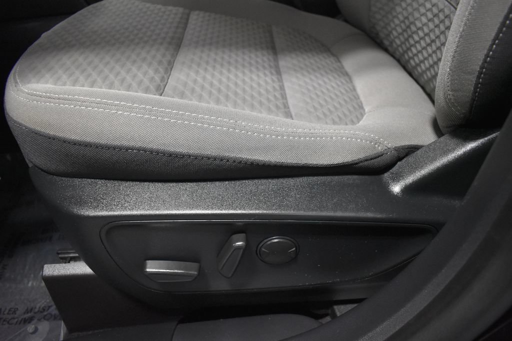 Used 2022 Ford Escape SE w/ Convenience Package FWD image 17