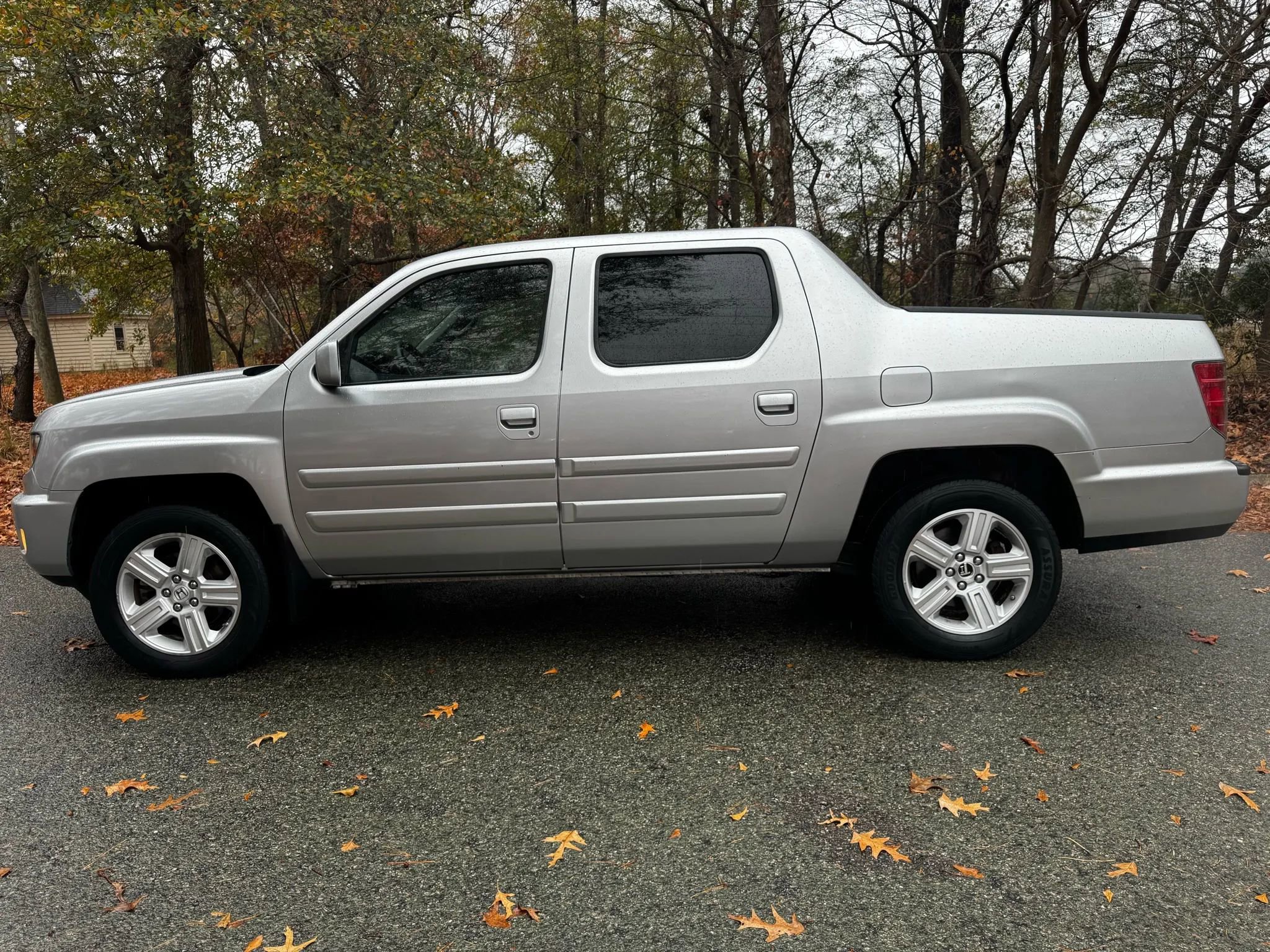 Used 2011 Honda Ridgeline RTL image 4