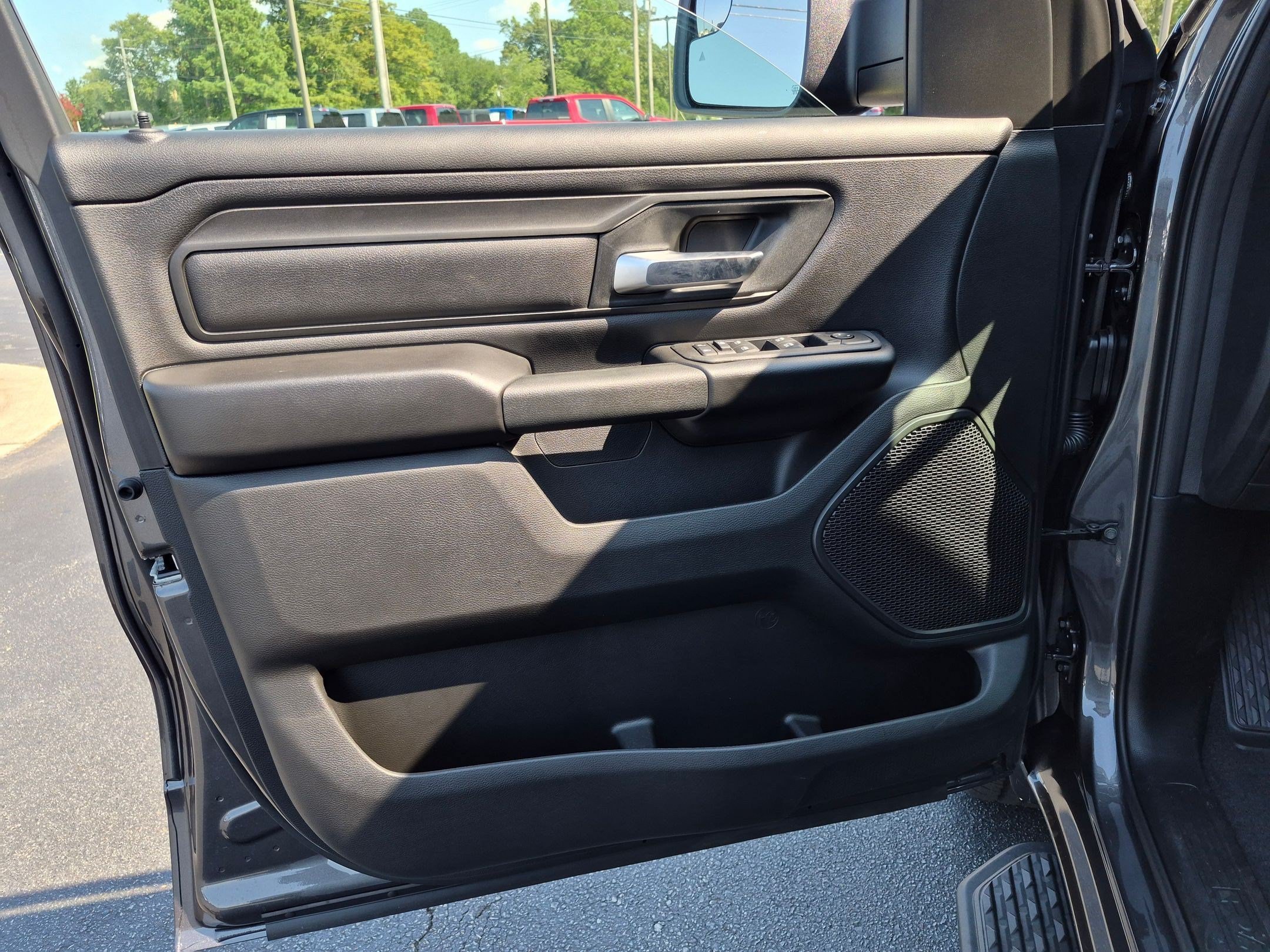 New 2026 RAM 1500 Express AWD/4WD image 10