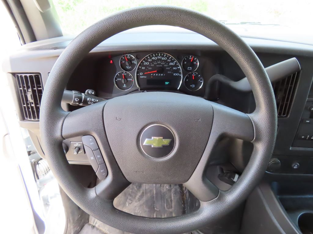 Used 2025 Chevrolet Express 3500 w/ Power Convenience Package RWD image 14