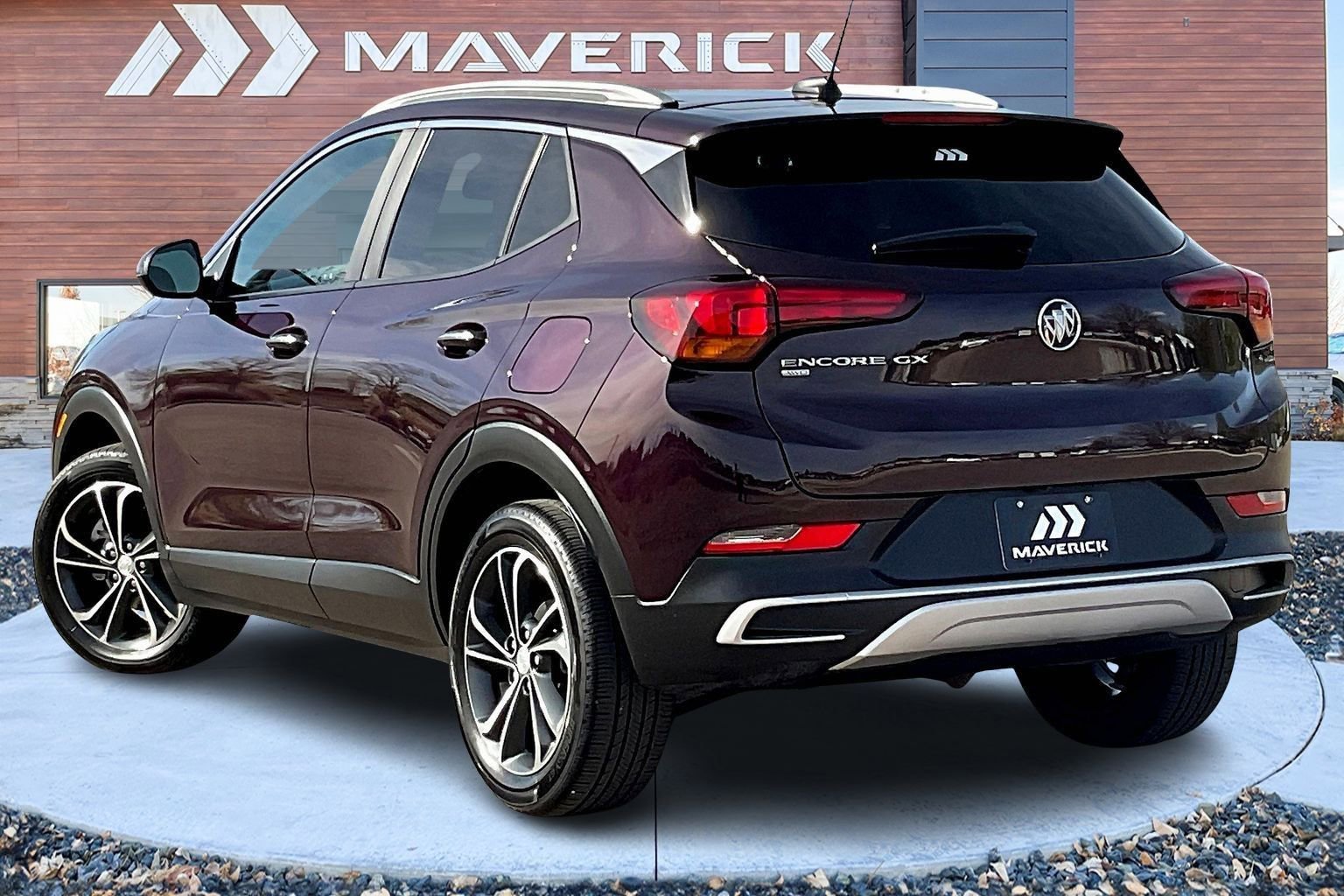 Used 2021 Buick Encore GX Select AWD/4WD image 4