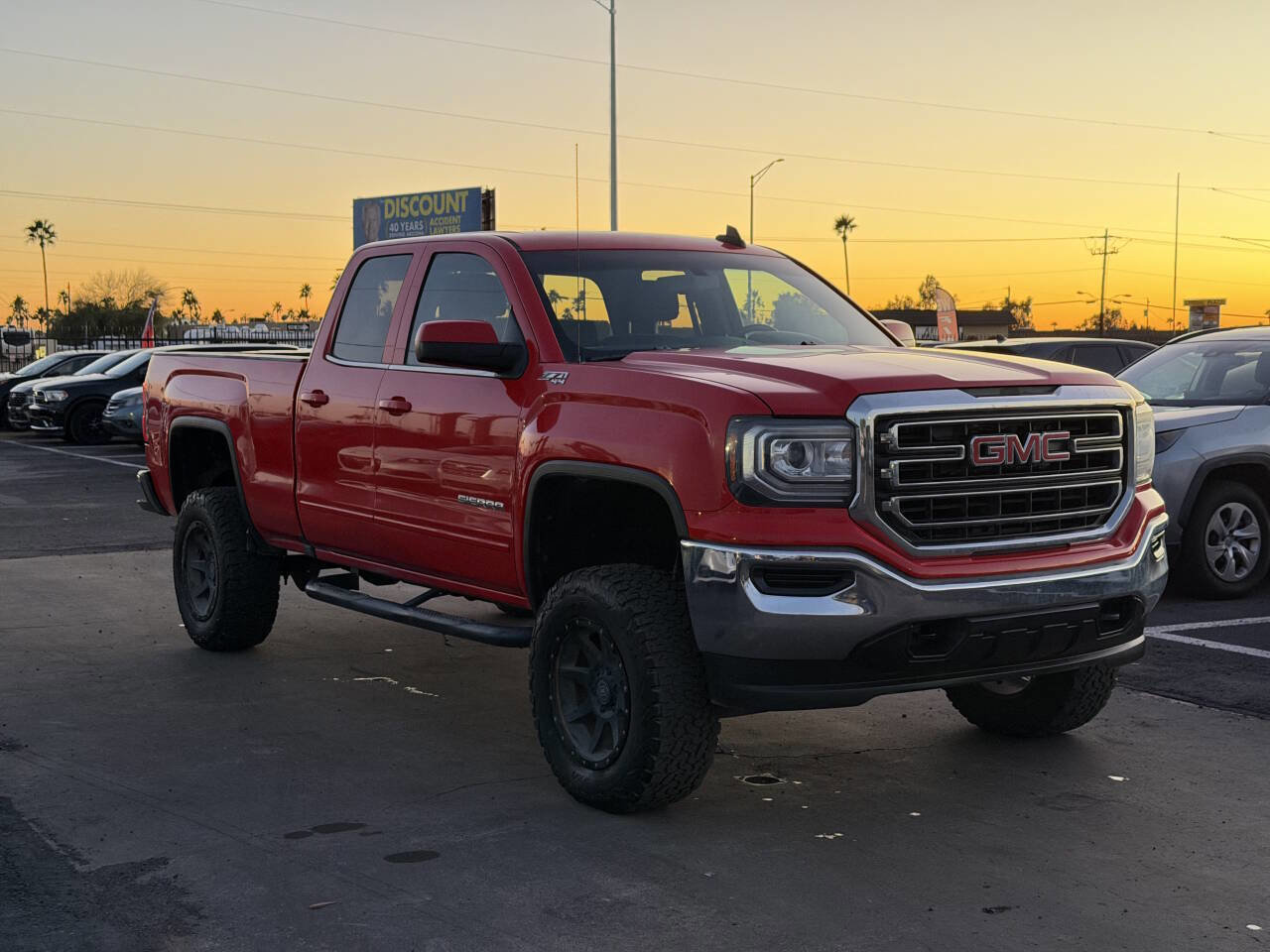 Used 2018 GMC Sierra 1500 SLE image 14
