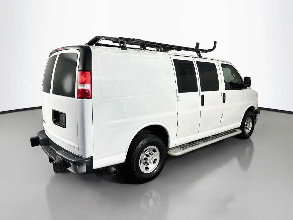 Used 2022 Chevrolet Express 2500 w/ Driver Convenience Package RWD image 7