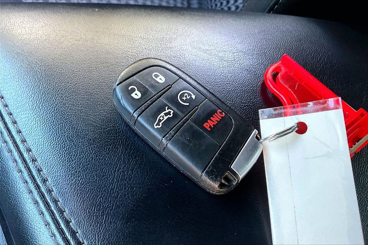 Used 2021 Dodge Challenger R/T w/ Blacktop Package RWD image 30