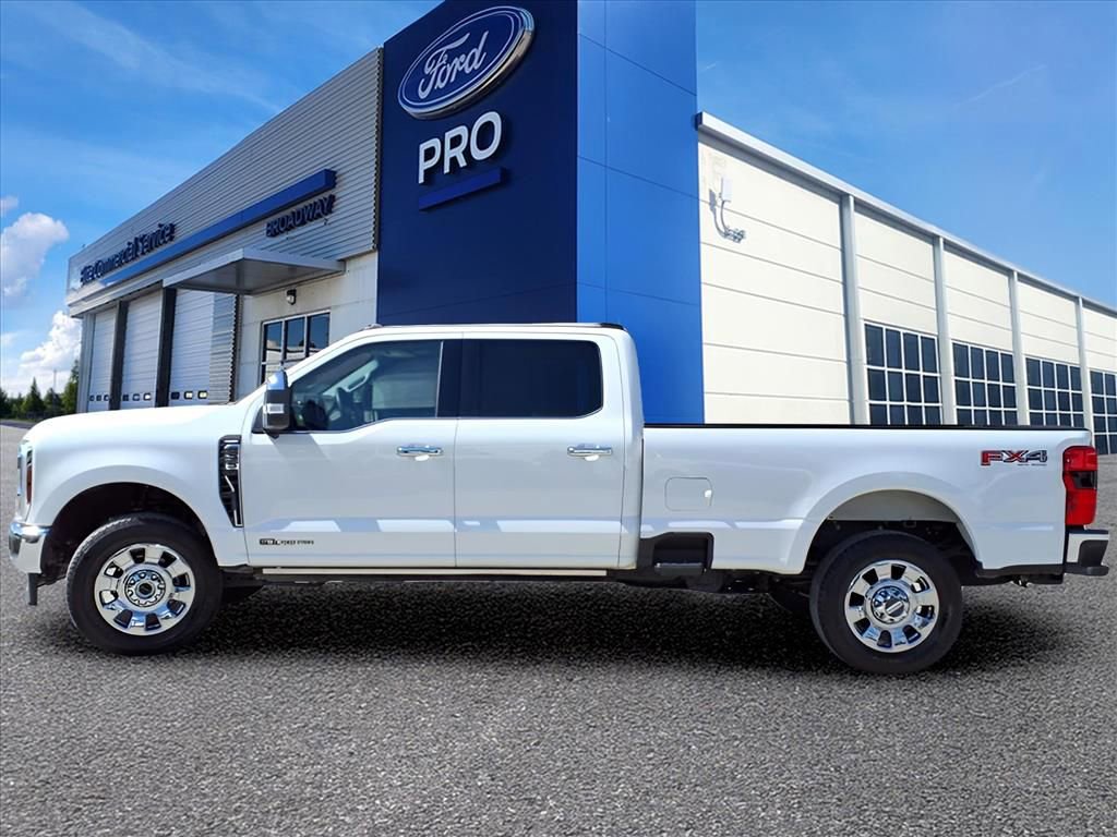 Used 2025 Ford F350 Lariat w/ Lariat Ultimate Package image 17