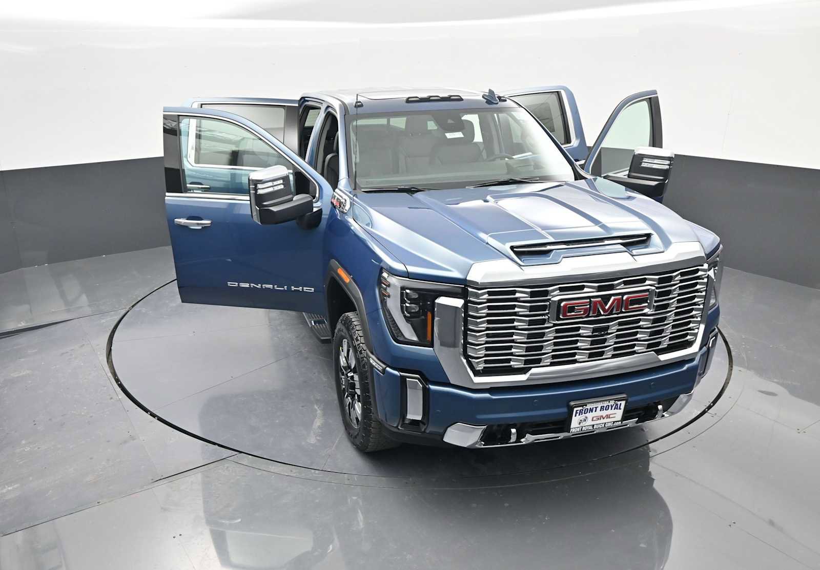 New 2026 GMC Sierra 2500 Denali w/ Denali Reserve Package AWD/4WD image 43