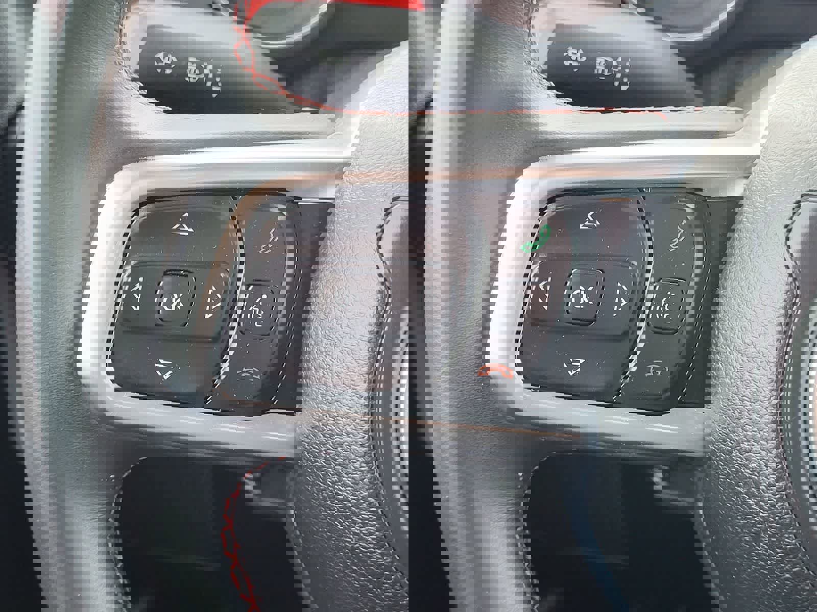 Used 2019 Jeep Wrangler Unlimited Rubicon w/ Steel Bumper Group image 16