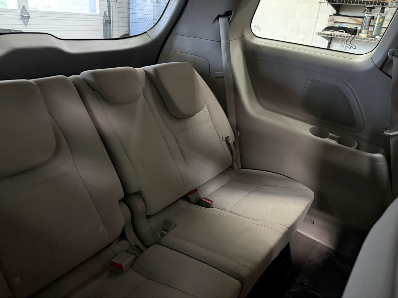 Used 2021 Kia Sedona LX FWD image 24