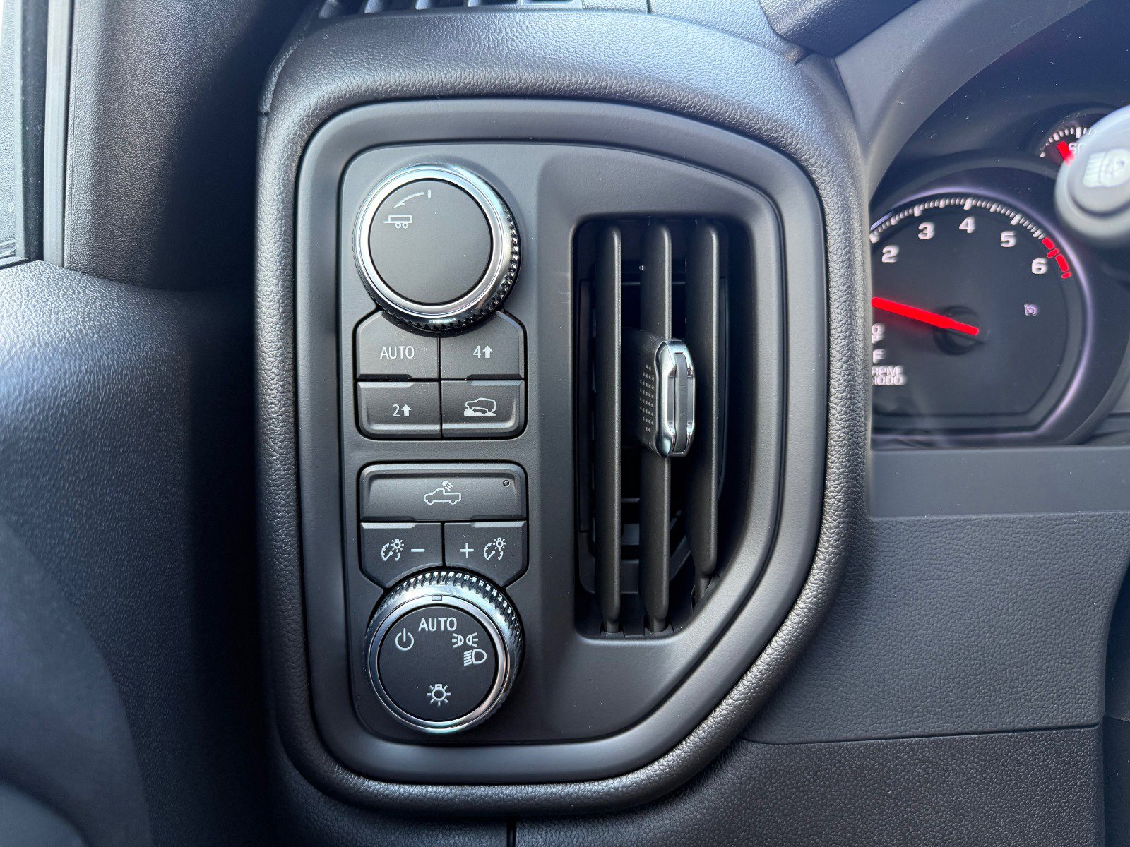 New 2026 GMC Sierra 1500 Pro w/ Graphite Edition image 15