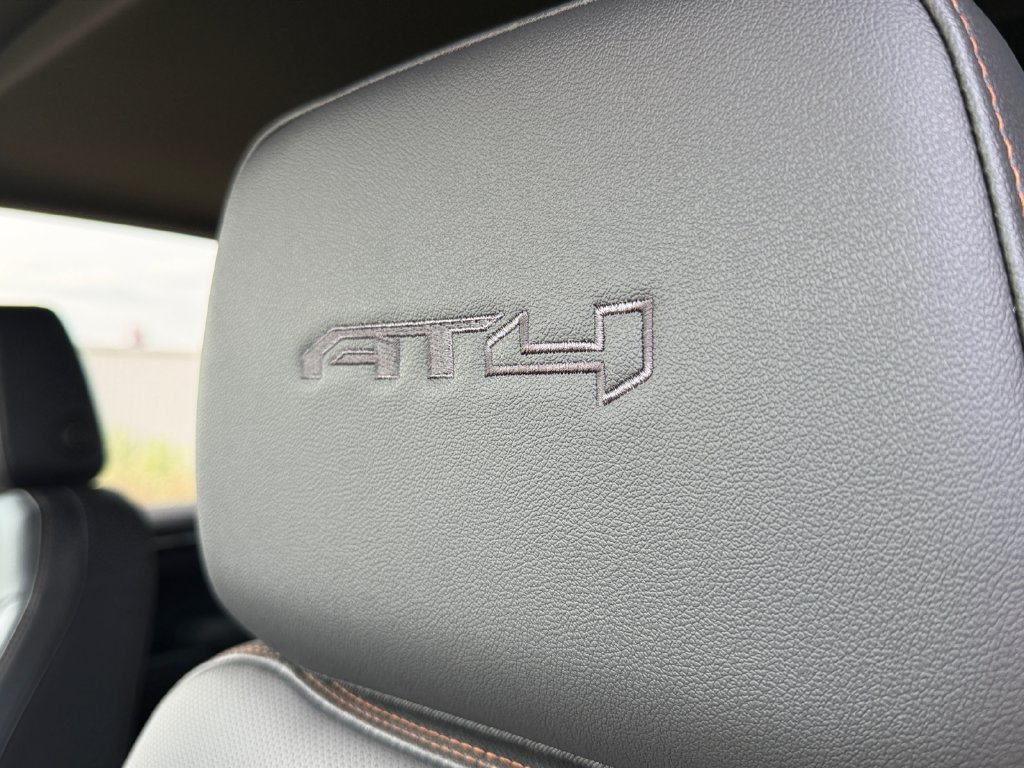 New 2026 GMC Sierra 1500 AT4 w/ AT4 Premium Package AWD/4WD image 41
