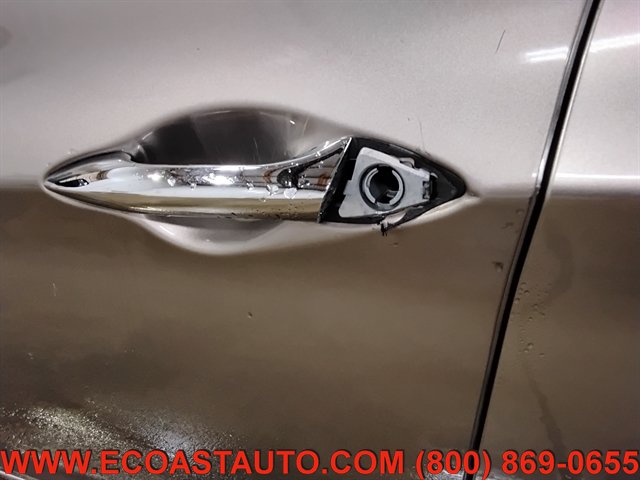 Used 2014 Hyundai Elantra Limited FWD image 16